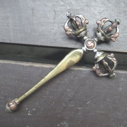 画像1: 真鍮・銅・白銅製 プルパ ヴァジュラ・キーラ　13.6センチ　