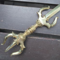 画像2: 真鍮製 カドゥガ(利剣)・三鈷剣　46センチ