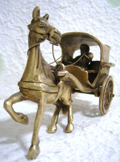 画像1: 真鍮製　馬車　１５センチ