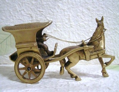 画像2: 真鍮製　馬車　１５センチ