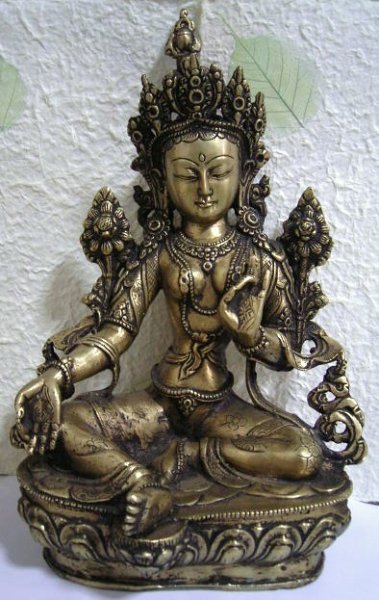 画像1: 真鍮製　ターラー菩薩像　３１．２センチ　 (1)